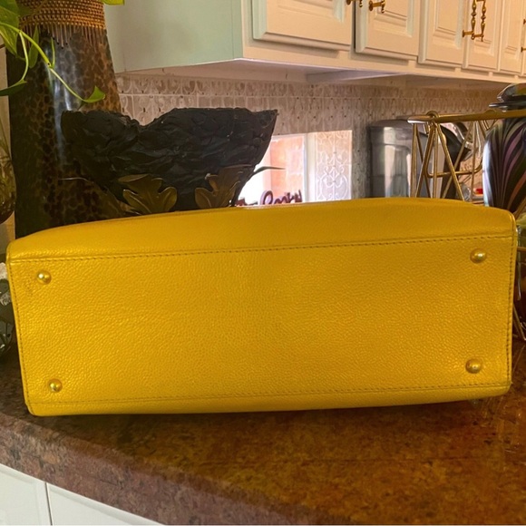 💛 Chanel 💛 yellow caviar shoulder tote vintage custom - Picture 7 of 15
